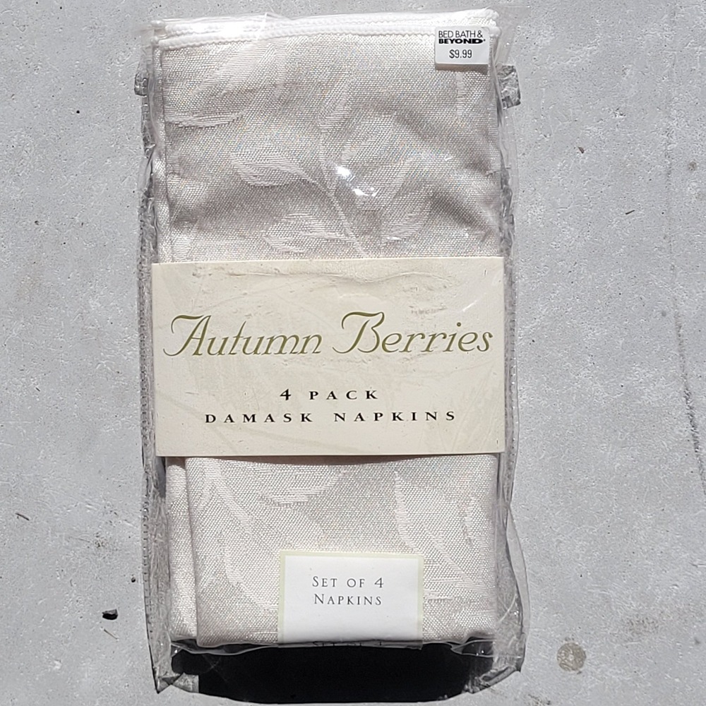 Damask Cotton Fabric Napkins 4-Pack NEW Brownstone Gallery Autumn Berries